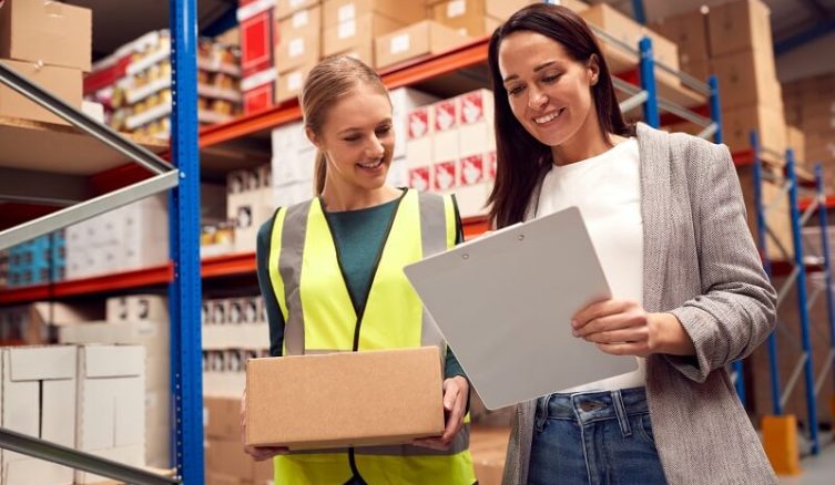 shutterstock_2135837433 shutterstock_2135837433